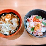 無添 くら寿司 - 【平日限定】旬の海鮮丼+７種の魚介 追いかつお醤油らーめん：７８０円（税込）【２０２２年５月撮影】