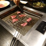 焼肉ダイニング一颯 - 肉