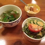 ザブレイクズカフェ - セットのサラダとスープとデザート