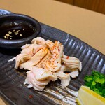 Taishu Sakaba Motsu-nabe no Taniguchi - 上ミノ湯引きポン酢