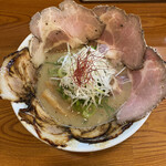 鶏豚骨ラーメン 麺屋かがり - 