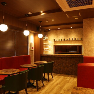 The most fashionable space in Akabane! Can be reserved for small groups! reserved are very popular.