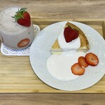 Chokatsu cafe ICHI - 豆乳チーズケーキ（プレーン）、季節のフルーツ＆豆乳生クリームのせ＆グリーンスムージー ヨーグルトベース いちご