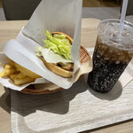 Mos Burger Shidami Ten - 