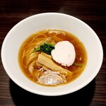 ら～麺 どらせな - 醤油らー麺 780円