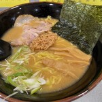 白熊ラーメン - ミソ納豆