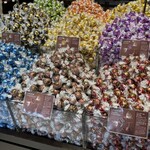 Lindt Chocolat Boutique & Cafe Shisui Puremiamu Aotoretto Ten - 