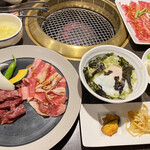 Yakiniku Tokuju Nopporo Ten - セットです♪