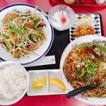 Yokohama Hanten Suzuka Ten - ニラレバ定食（台湾ラーメンへ変更）