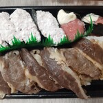 Kappa Sushi Ikuno Ten - サラダ軍艦108円、たらこマヨ軍艦、108円牛カルビ炙り162円