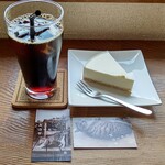 スコヤ コーヒー - ｽｺﾔﾌﾞﾚﾝﾄﾞICE530円&ﾚｱﾁｰｽﾞｹｰｷ420円