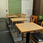 Square Cafe Nihonbashihamamachiten - 店内