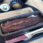 Unagi Yondaime Kikukawa Yokohama Beikuota Ten - 蒲焼き一本重