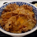 Yoshinoya Sakai Ishizukawa Ten - 玉子をかけました！