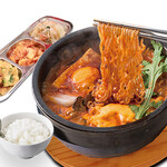 치즈 라면 순두부 정식