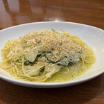 Trattoria Nora Cucina Nagaoka Ten - パスタランチ（税込み１５９５円）の釜揚げしらすと新潟旬野菜のペペロンチーノ