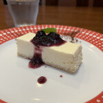 Trattoria Nora Cucina Nagaoka Ten - 本日のデザートのレアチーズケーキ