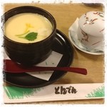 和食レストランとんでん - ジャンボ茶碗蒸し！右は普通サイズ。デカイ！