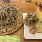 Soba Dokoro Tochino Ki - 