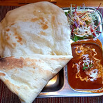 Tandoori Restaurant Asa Chitose Ten - Aセット。今日のナンはデカイぞ！