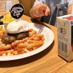 Glorious Chain Cafe Yokohama Beisaido - 