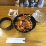 Yakitori Izakaya Daihyo Torishimariyaku Kaikaburi Akihabara Ten - 限定、焼き鳥丼