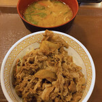 Sukiya Nanura Wa Eki Higashiguchi Ten - 牛丼ライト ＆ とん汁