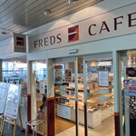 Fred's Cafe Ibaraki Ten - 