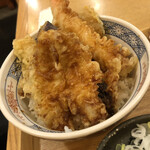 Ishi Usu Biki Soba Ishiraku - 2022/9/9 ランチで利用。海老天丼と自家製二八蕎麦(1,540円)