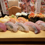 Seafood Sushi Izakaya Shichifuku Hon Ten - 