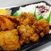 日本一 - 醤油もも唐揚げ弁当500円 つくね串95円 手羽にんにく串119円