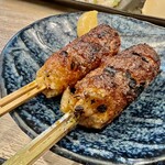 炭火焼鳥 つむぎ - つくね140円