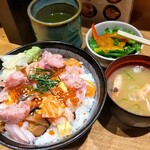 Tokyo Sushi ITAMAE SUSHI Shinbashi Ten - 