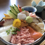 GOEN - 海鮮丼　1850円