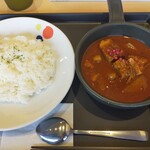 My Curry Shokudo Makuharintaten - ビーフビンダルーカレー、ご飯小盛