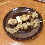 Yocchan Sakaba - 国産焼き鳥が大きめなんです(^-^)/！