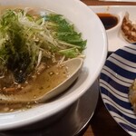 Menya Kagura - 鶏ごぼう塩ラーメン830円+煮卵100円+半チャーハン100円+半餃子100円