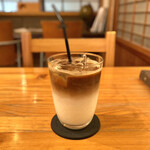 ノイ コーヒー - ・アイスカフェラテ 450円/税込
            ・エスプレッソダブル 50円/税込