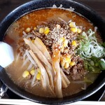 Koumen - 旨辛味噌ラーメン 中辛あっさり(950円也) 本日大盛サービスディでした♪