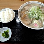 Chuka Soba Daidai - しおチャーシュー大盛り(脂ネギ多め) with ライス