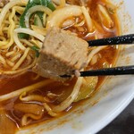 ラーメン はち - 料理写真:はちしょうゆのコロコロチャーシュー