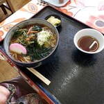 Kuni no Sato Shirasuna - 山菜そば900円