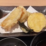 Tempura to Wine Kojima Kyobashi Ten - ちくわ、れんこん、さつまいも、なす