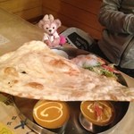 Pokhara Dining - アジアンランチ1280円、甘口はかなり甘い、マイルド、普通が良いかも。