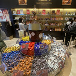 Lindt Chocolat Boutique & Cafe Shisui Puremiamu Aotoretto Ten - 