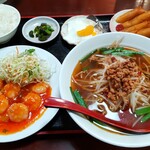 Taiwanese Ryourie Eiou - 【 エビチリ定食 （ 台湾ラーメンを選択 ）】 １０９０円 （ 税抜 ）