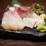 Sanchoku Seafood to Zenkoku Yuiitsu Agetate Tochio Age Ageya - 