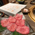 Sumiyakiniku Ishidaya. Toa Road - 