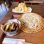 手打ち蕎麦 くげ - 鴨ざると野菜の天ぷら