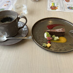 All Cafe × Tanita Cafe Kure Ten - コーヒーとデザート